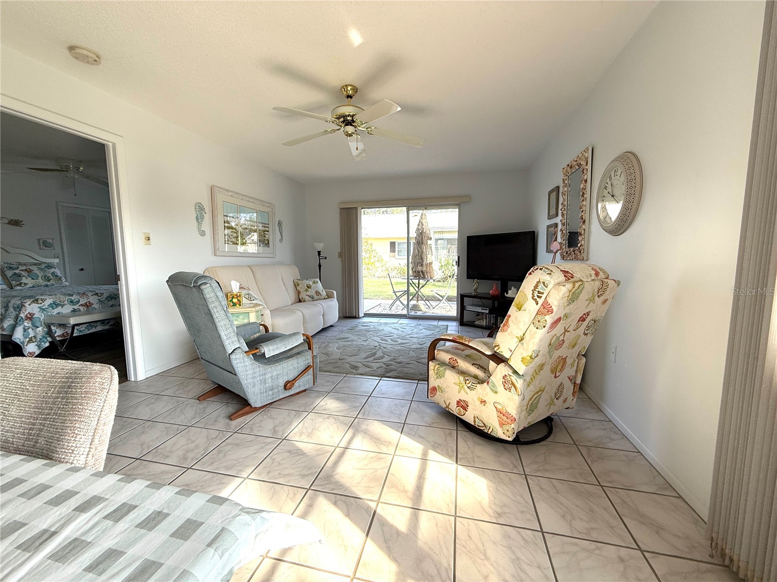 390 301 Boulevard W #12A Bradenton FL 34205 A4677940 image6