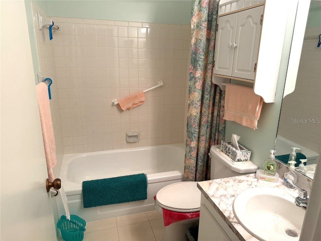 390 301 Boulevard W #17C Bradenton FL 34205 A4671061 image12