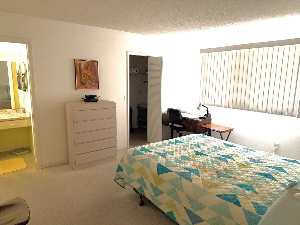 390 301 Boulevard W #17C Bradenton FL 34205 A4671061 image8