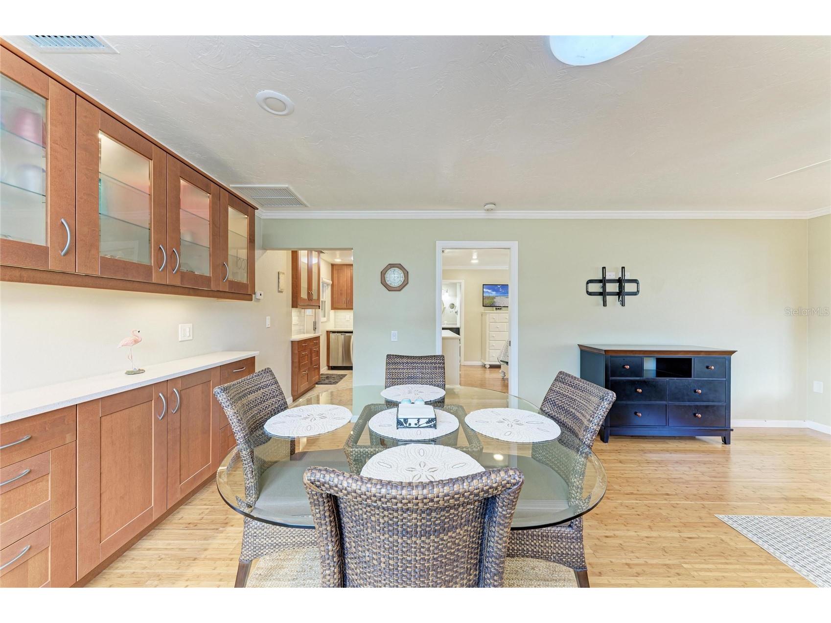 390 301 Boulevard W #20A Bradenton FL 34205 A4684424 image10