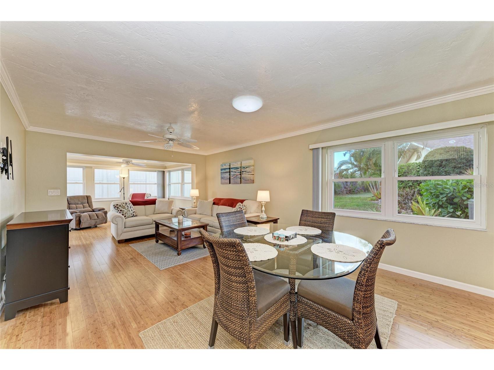 390 301 Boulevard W #20A Bradenton FL 34205 A4684424 image12