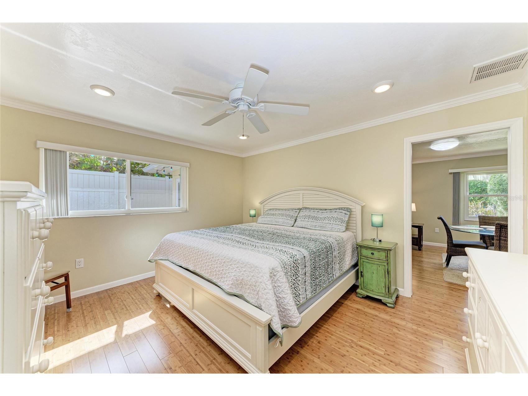 390 301 Boulevard W #20A Bradenton FL 34205 A4684424 image25