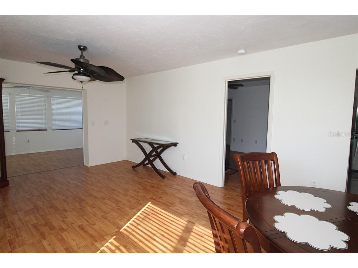 390 301 Boulevard W #24D Bradenton FL 34205 A4660002 image7