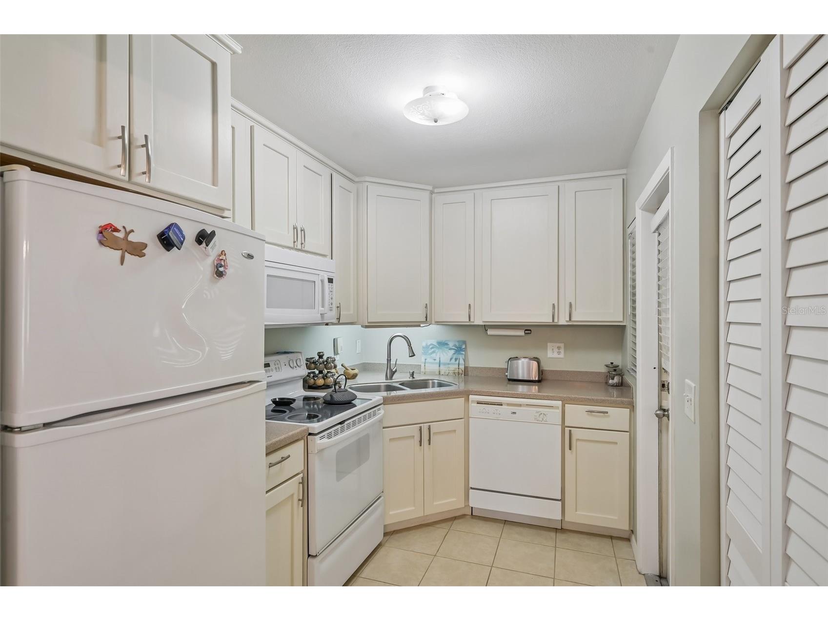 390 301 Boulevard W #4D Bradenton FL 34205 A4696933 image12