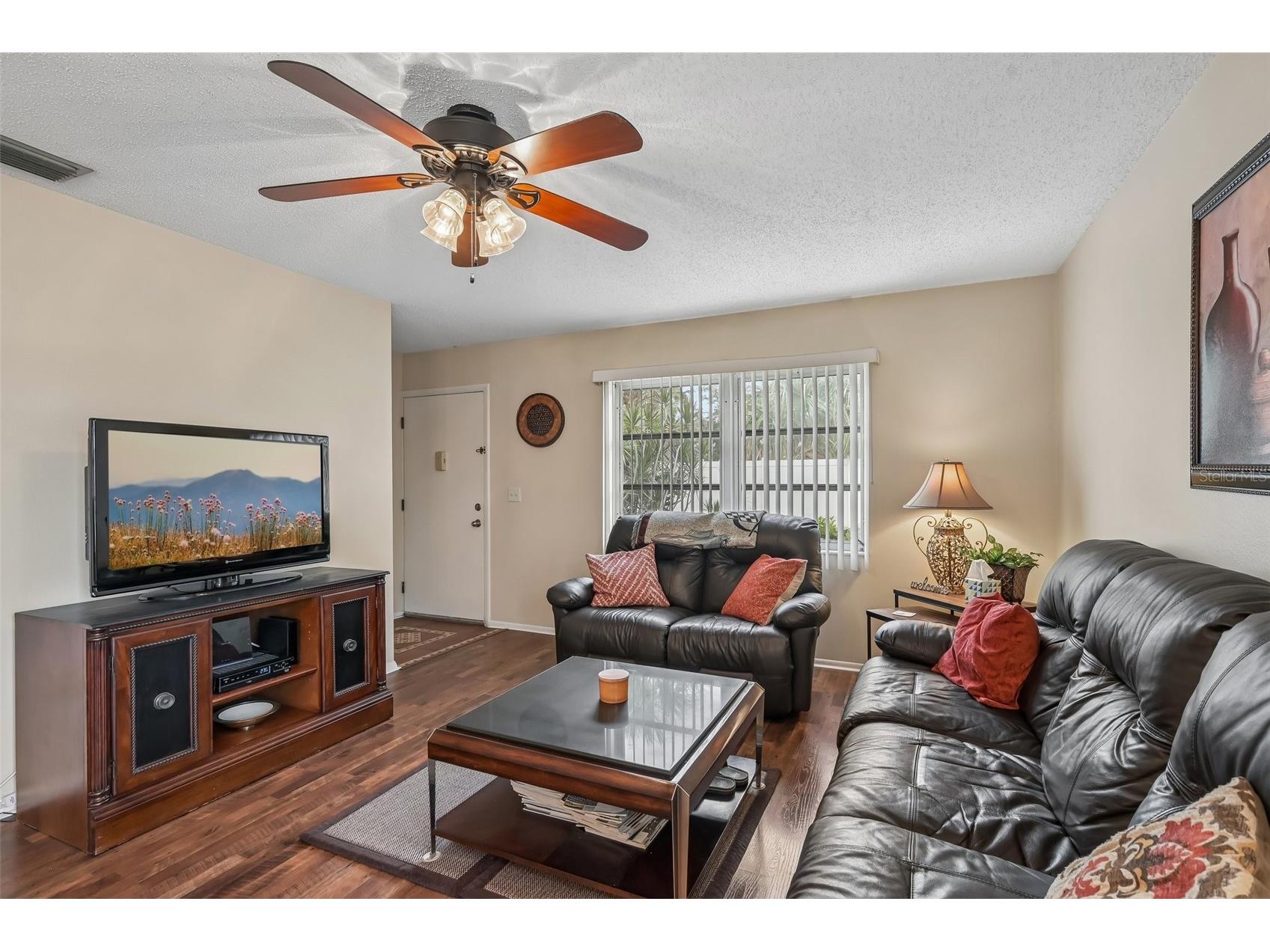 390 301 Boulevard W #4D Bradenton FL 34205 A4696933 image4