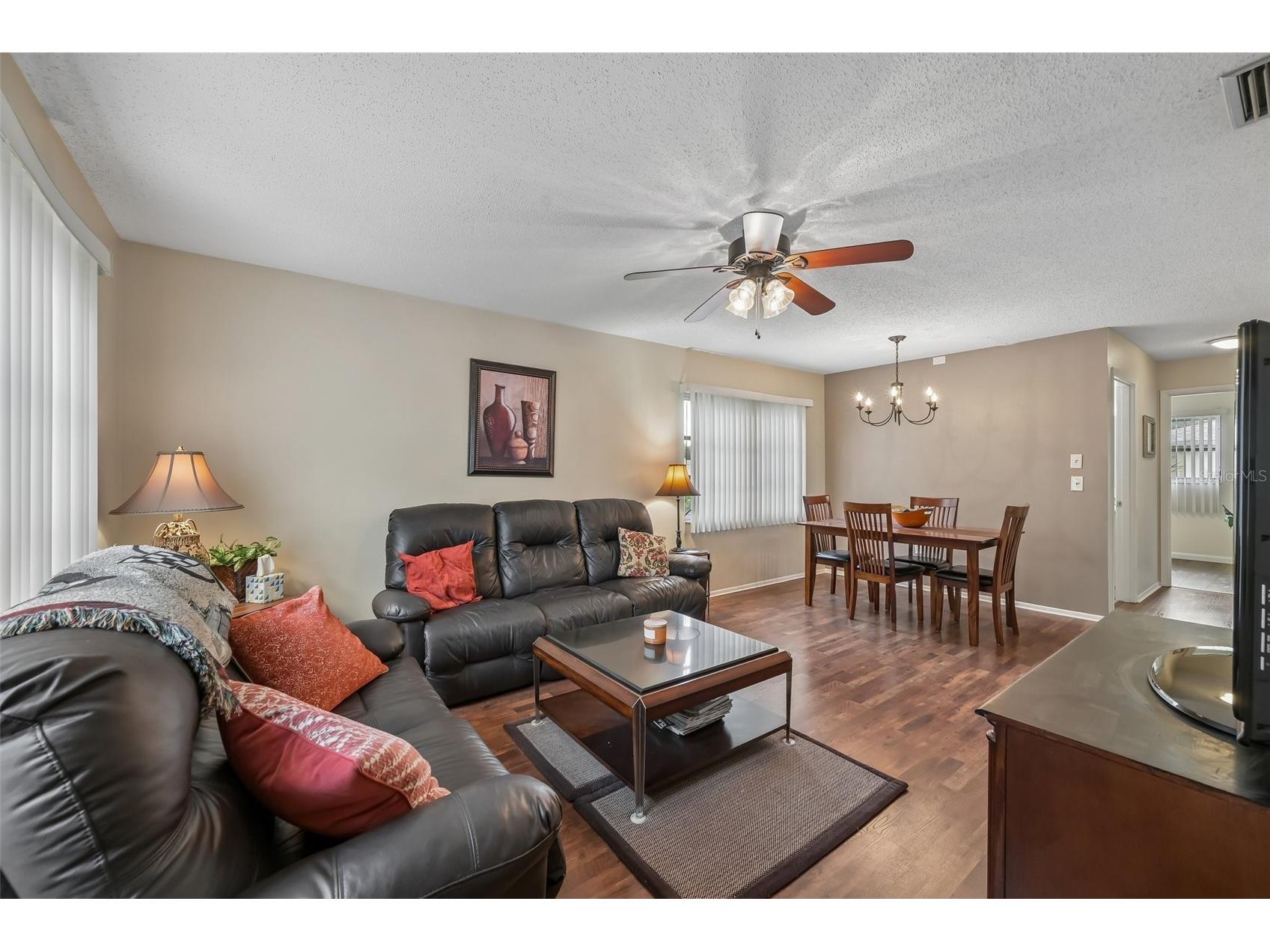 390 301 Boulevard W #4D Bradenton FL 34205 A4696933 image5