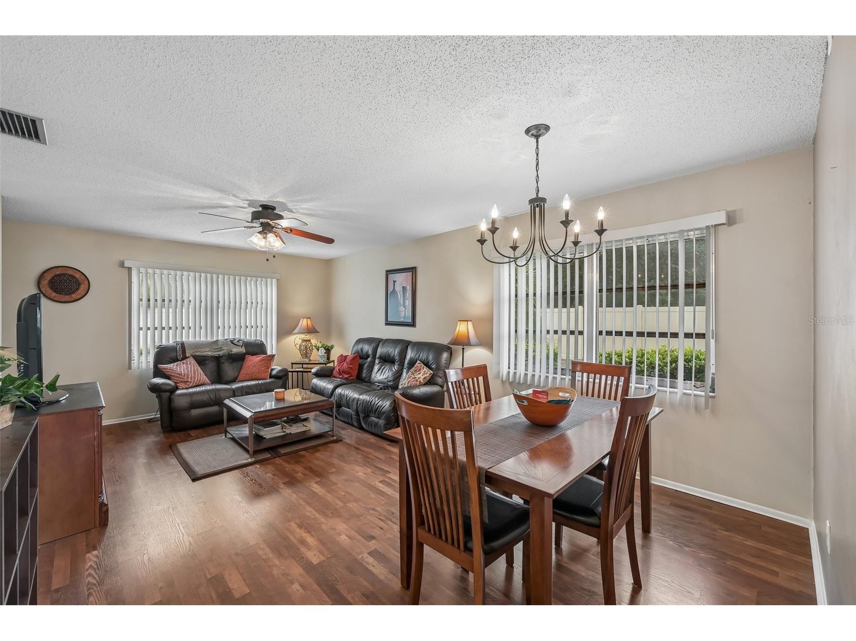 390 301 Boulevard W #4D Bradenton FL 34205 A4696933 image6