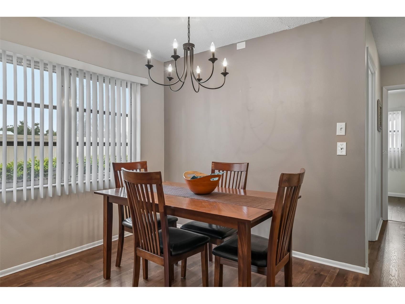 390 301 Boulevard W #4D Bradenton FL 34205 A4696933 image8