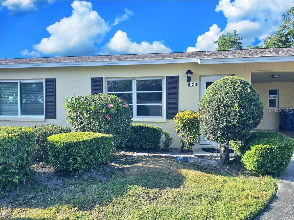 390 301 Boulevard W #5B Bradenton FL 34205 A4665347 image1