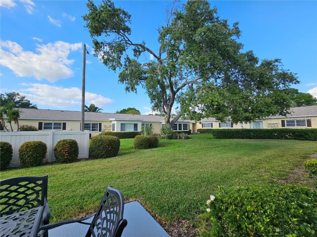 390 301 Boulevard W #5B Bradenton FL 34205 A4665347 image17