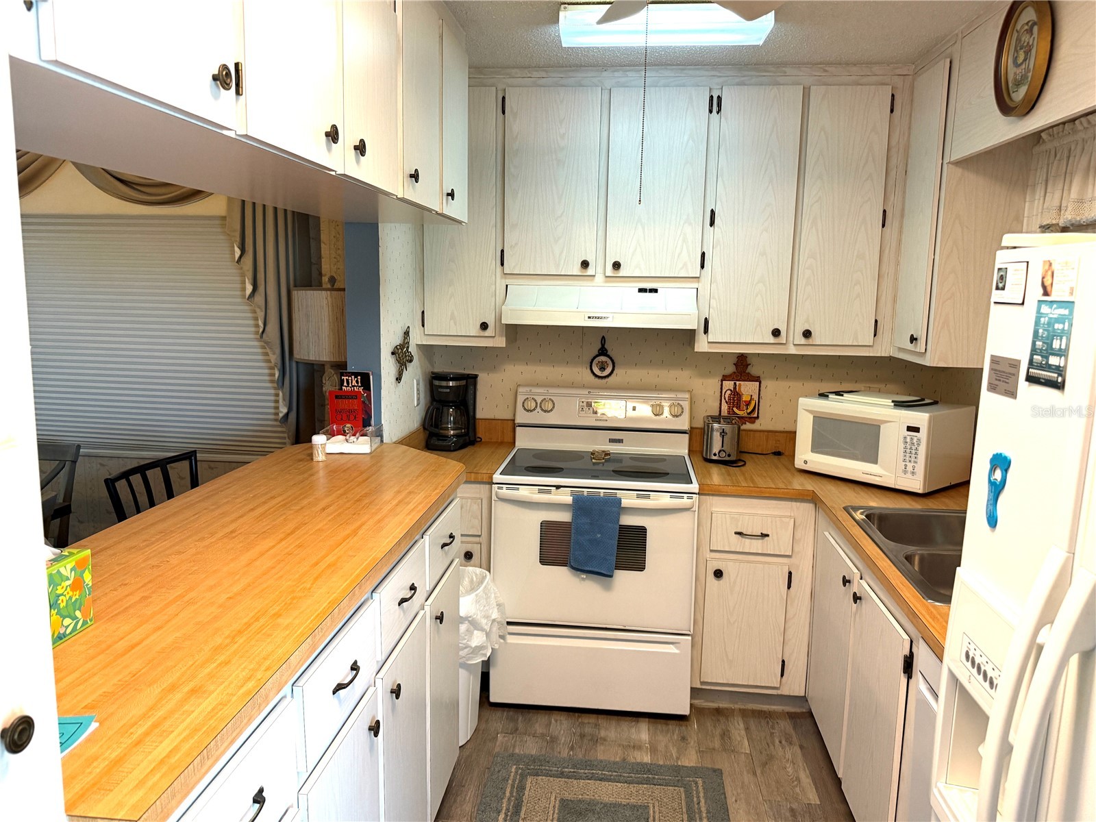 390 301 Boulevard W #8A Bradenton FL 34205 A4686297 image13