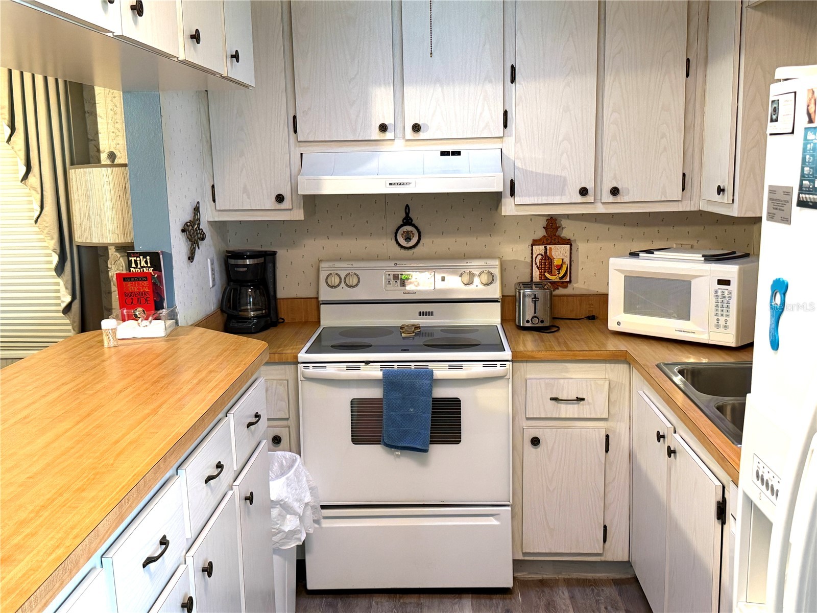 390 301 Boulevard W #8A Bradenton FL 34205 A4686297 image14
