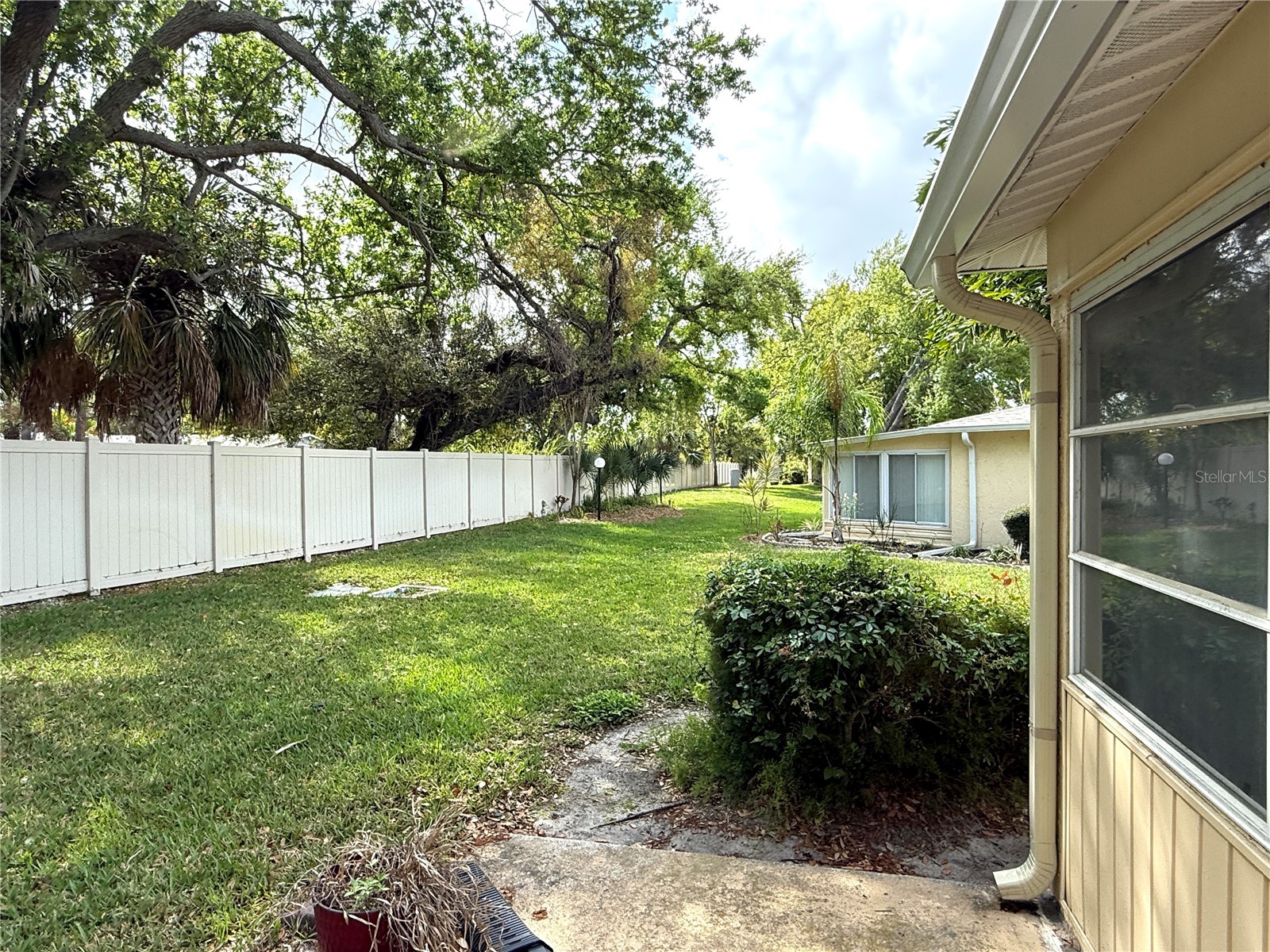 390 301 Boulevard W #8A Bradenton FL 34205 A4686297 image32