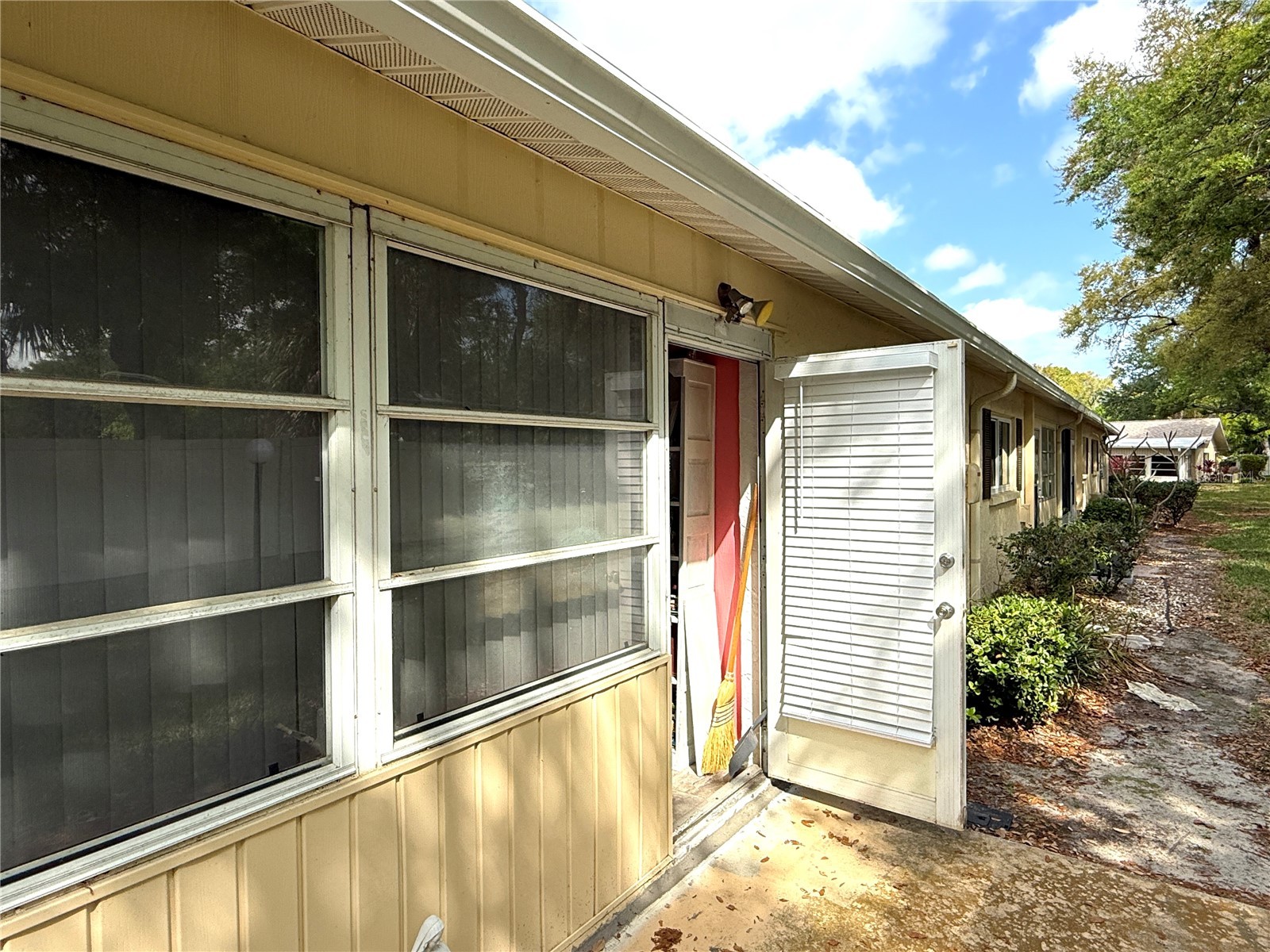 390 301 Boulevard W #8A Bradenton FL 34205 A4686297 image34