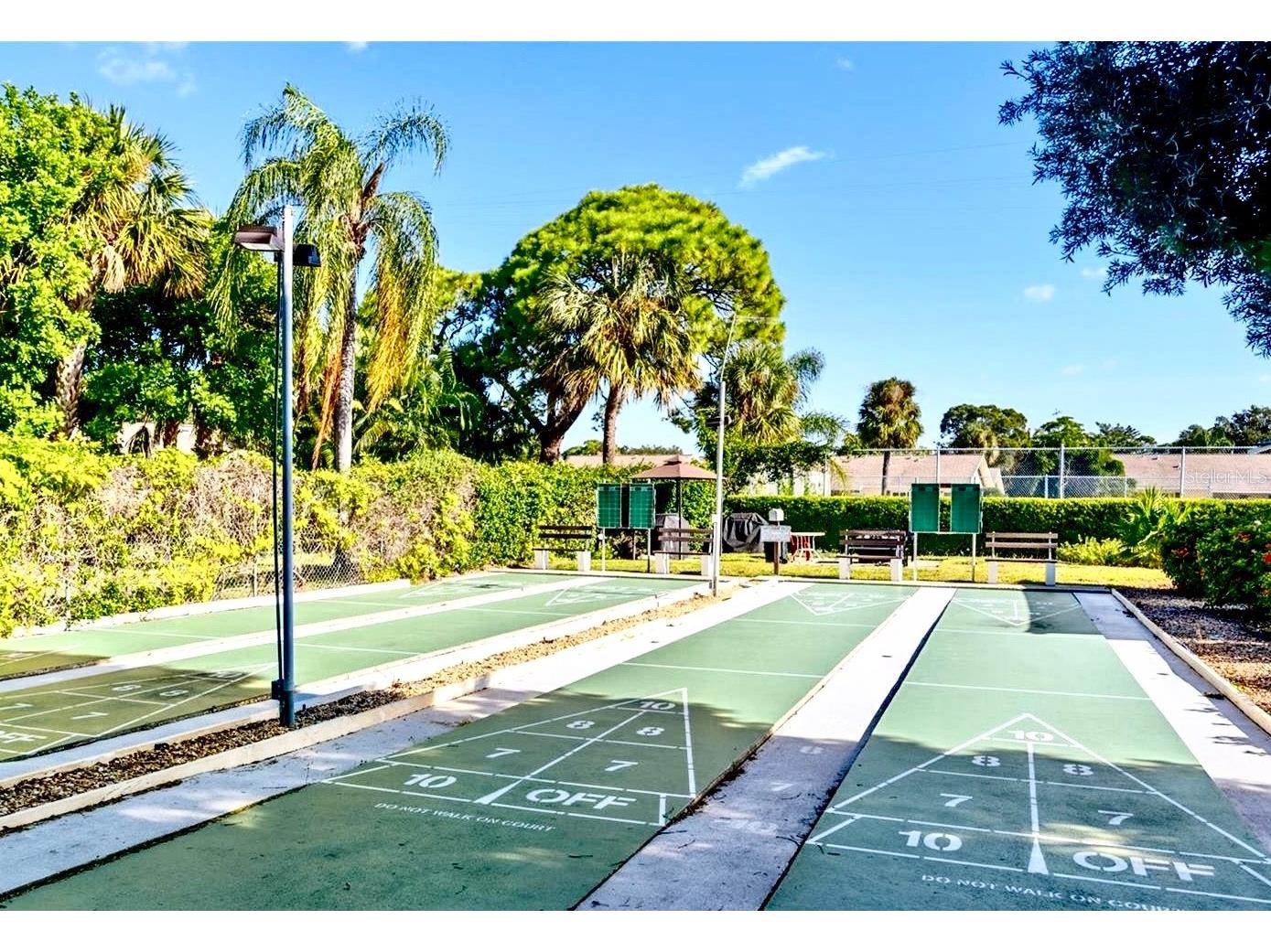 390 301 Boulevard W #8A Bradenton FL 34205 A4686297 image40