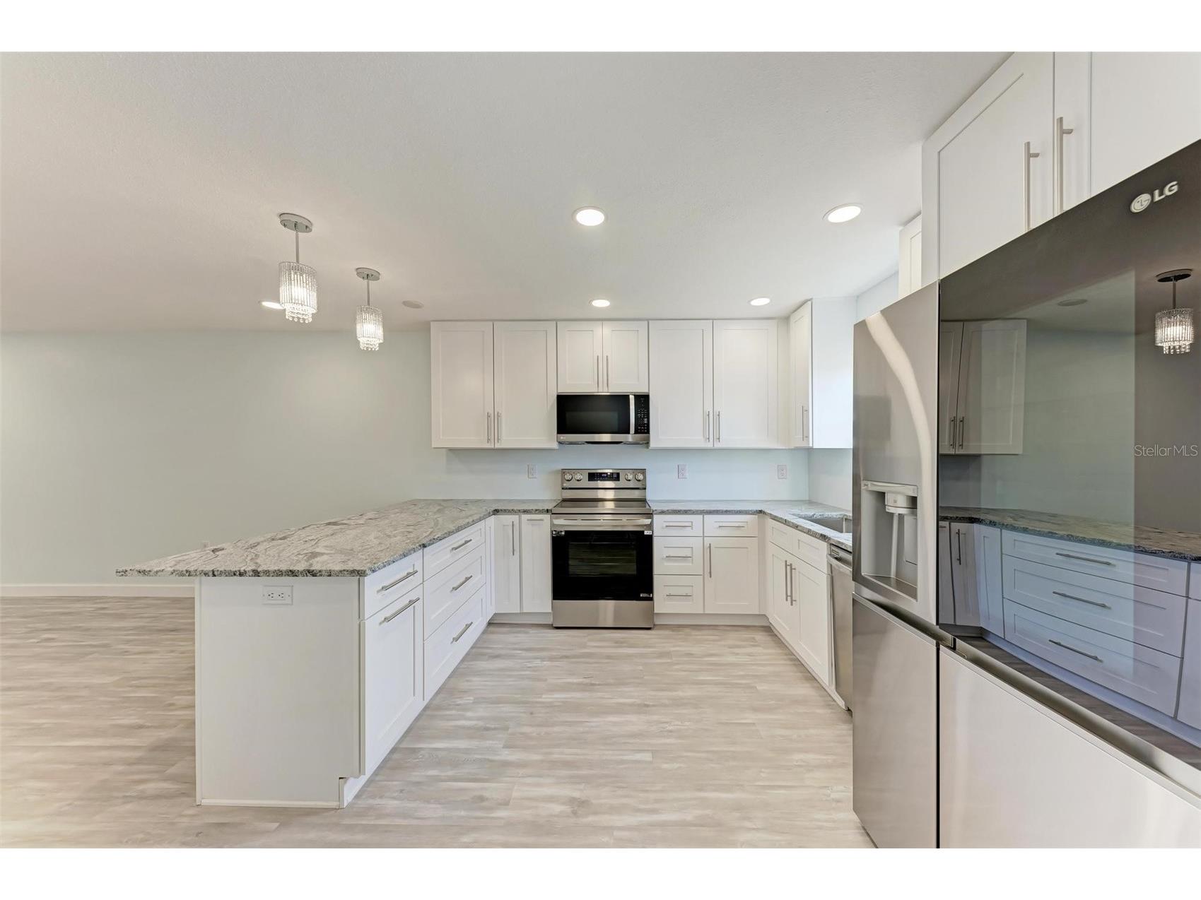 390 301 Boulevard W #8C Bradenton FL 34205 A4679396 image11