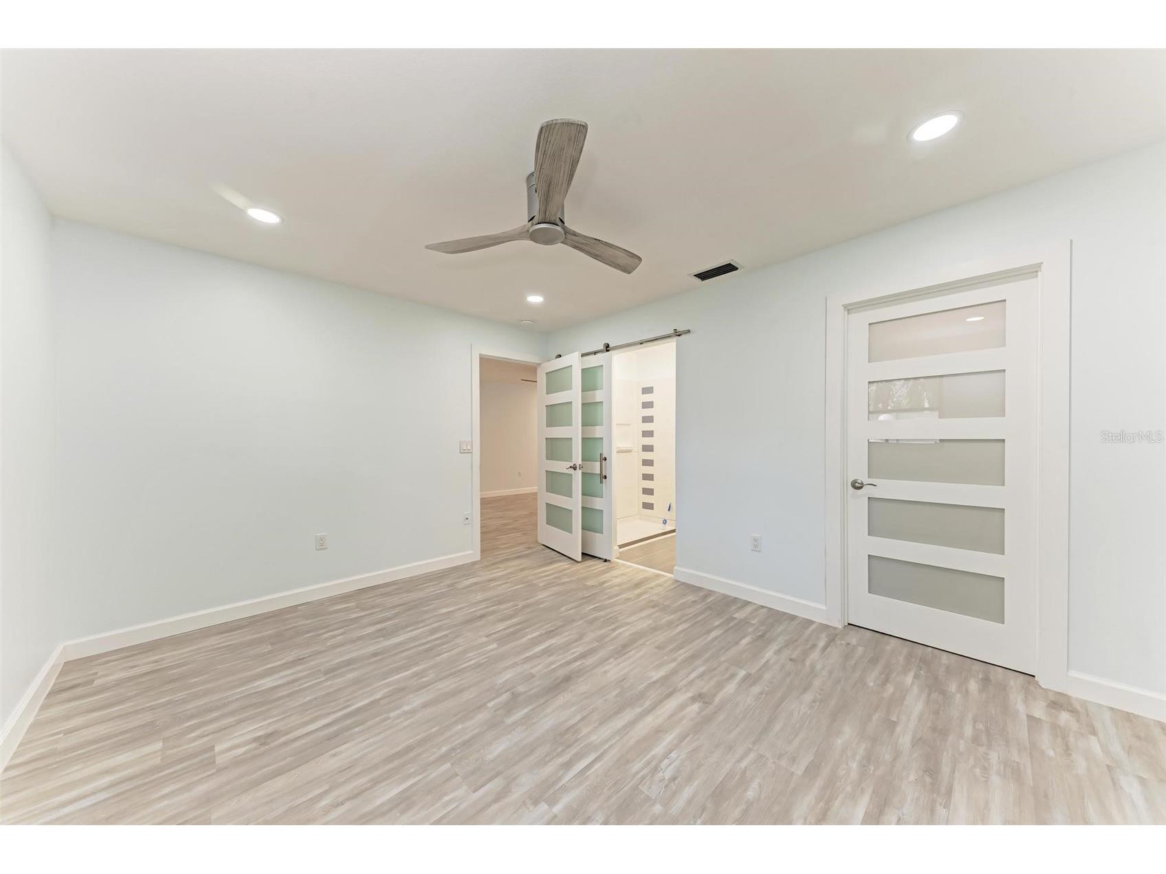 390 301 Boulevard W #8C Bradenton FL 34205 A4679396 image16