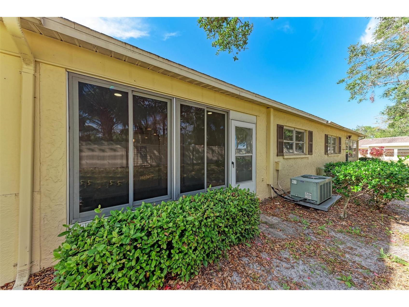 390 301 Boulevard W #8C Bradenton FL 34205 A4679396 image24