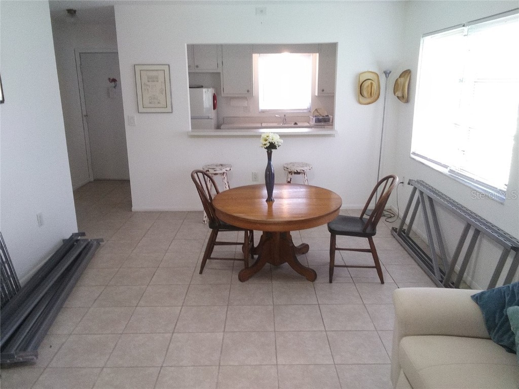 390 301 Boulevard W #8D Bradenton FL 34205 TB8404442 image3