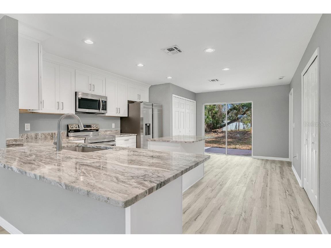 390 3rd Avenue SW Mulberry FL 33860 TB8447825 image10