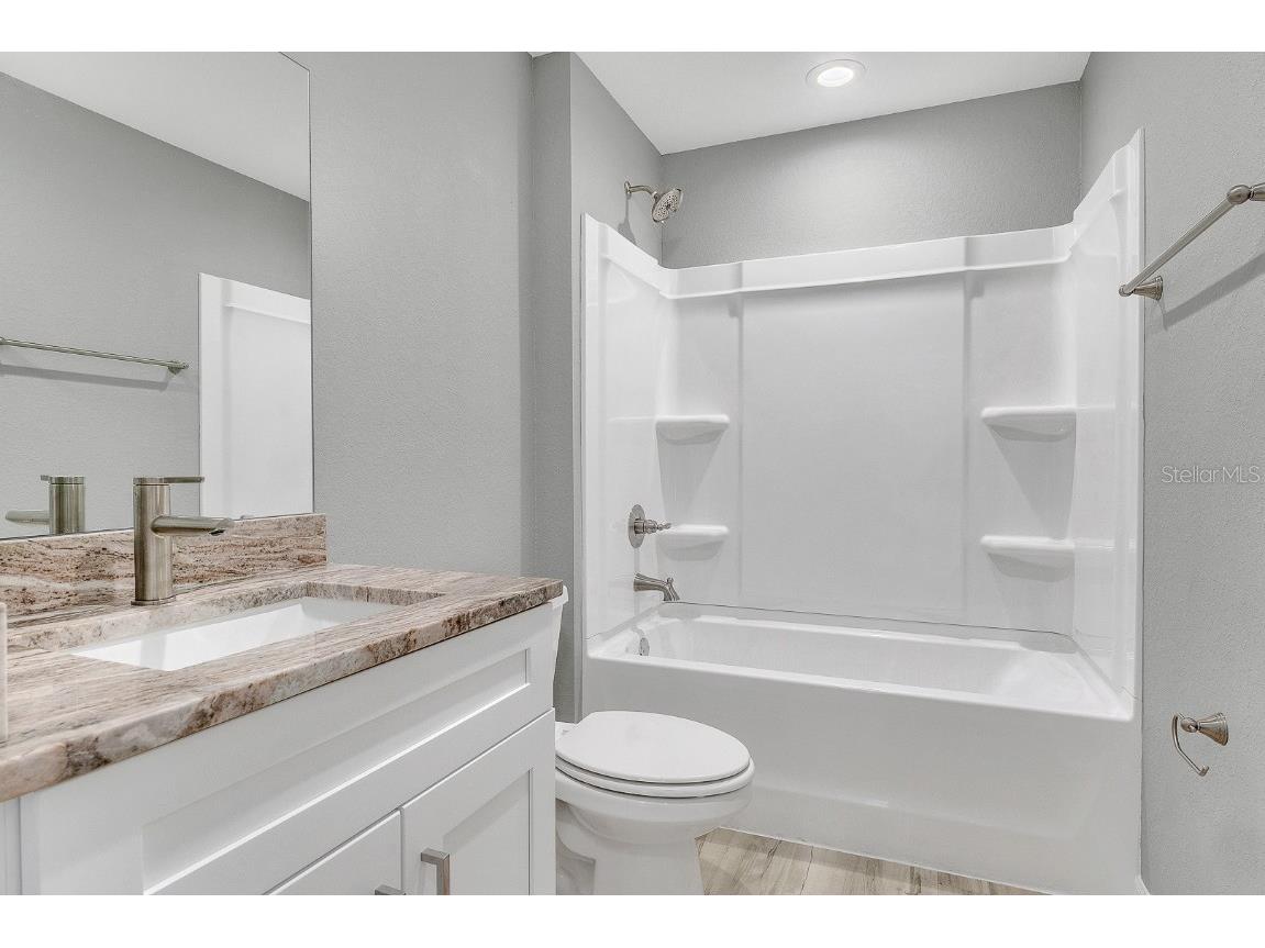 390 3rd Avenue SW Mulberry FL 33860 TB8447825 image17