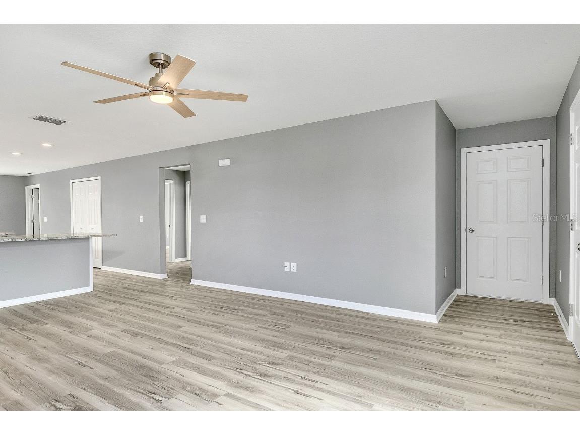 390 3rd Avenue SW Mulberry FL 33860 TB8447825 image7