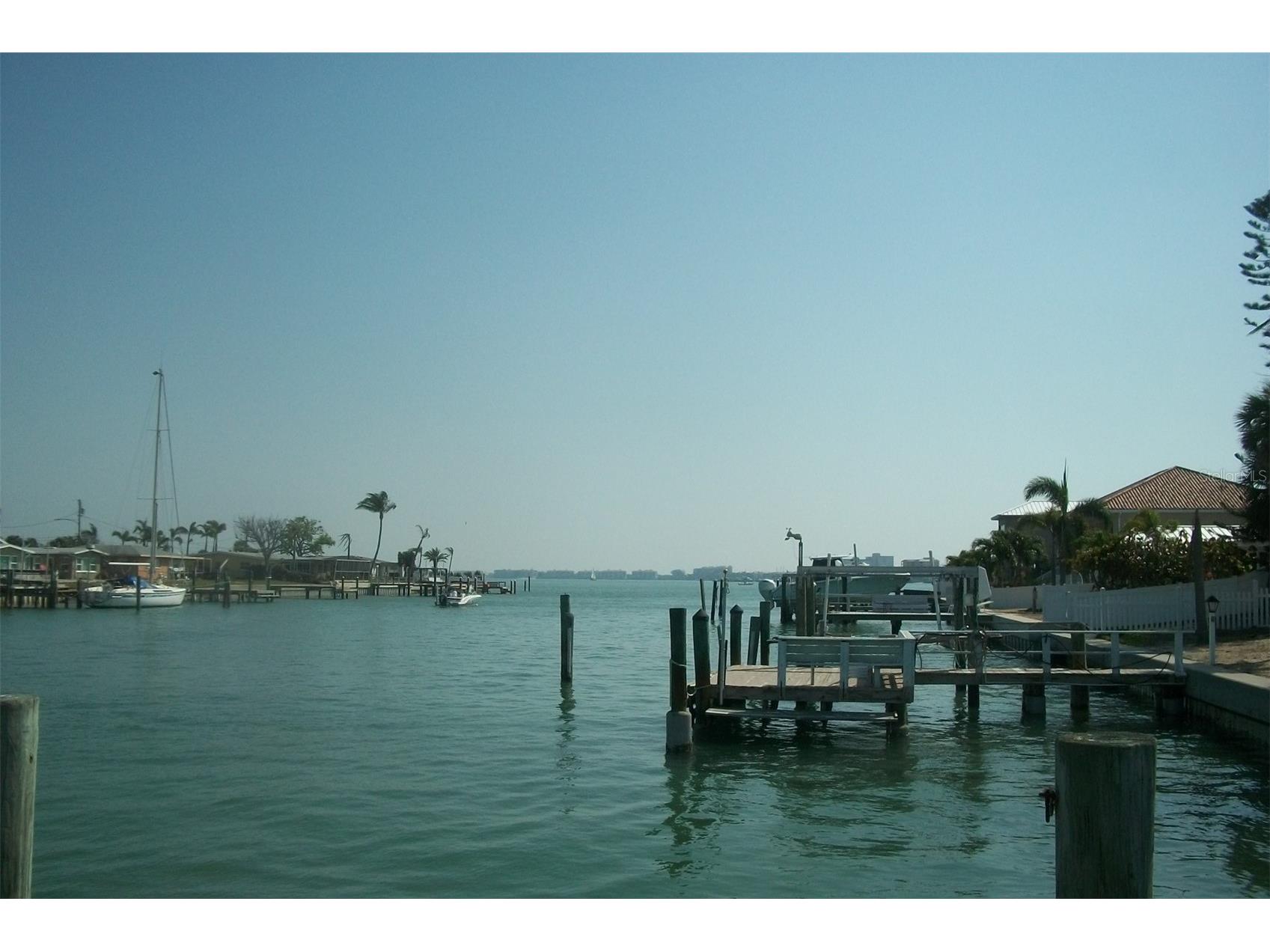 390 Belle Point Drive Saint Pete Beach FL 33706 TB8361814 image1