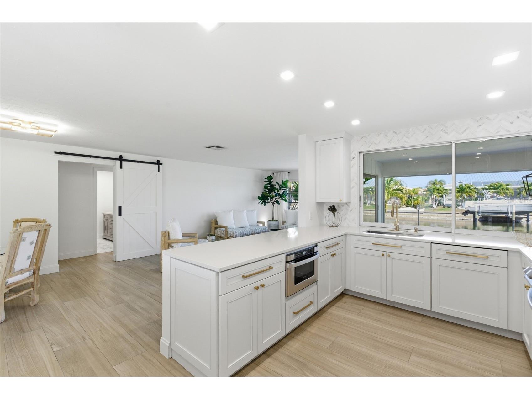390 Capri Isles Court Punta Gorda FL 33950 C7521695 image11