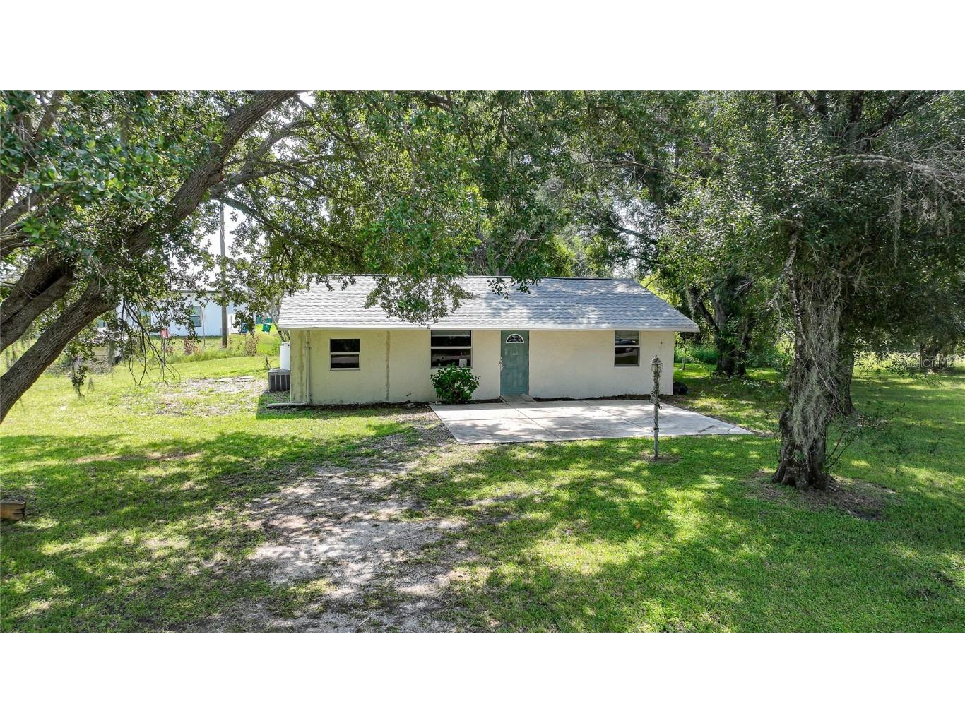 390 Hazel Circle Punta Gorda FL 33982 C7496573 image1