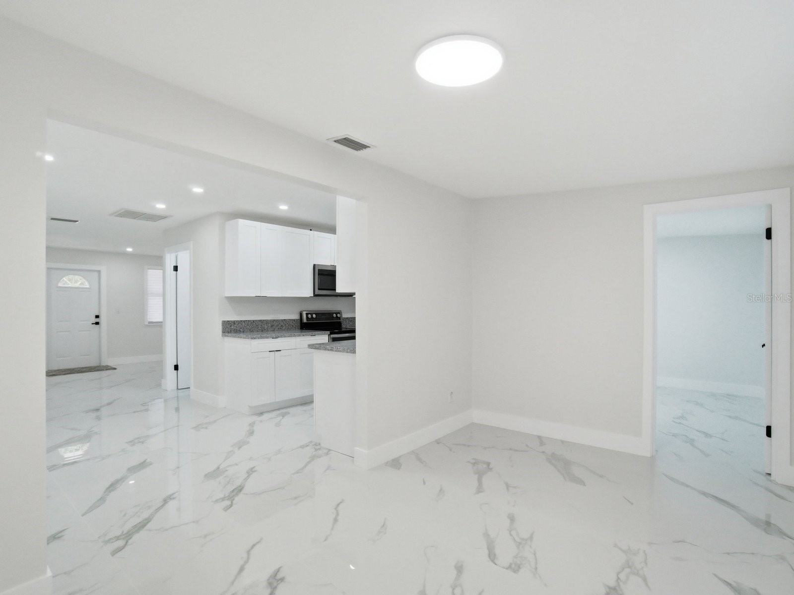 390 Hazel Circle Punta Gorda FL 33982 C7520224 image8