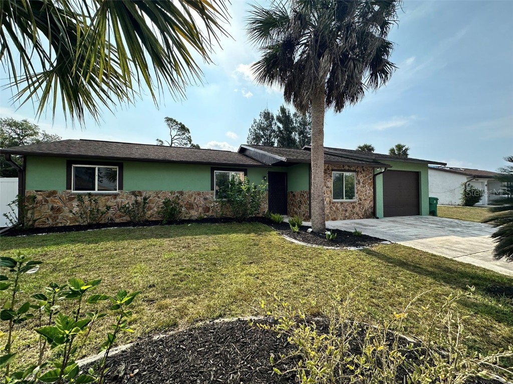 390 Kenova Street Port Charlotte FL 33954 C7492951 image1