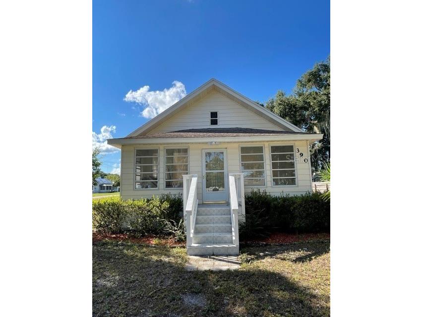 390 Mebane Street Umatilla FL 32784 G5048332 image1