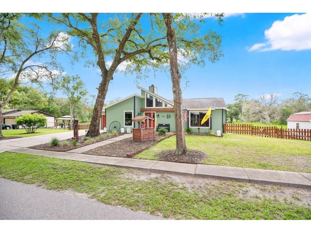 390 N High Street Lake Helen FL 32744 V4950230 image2
