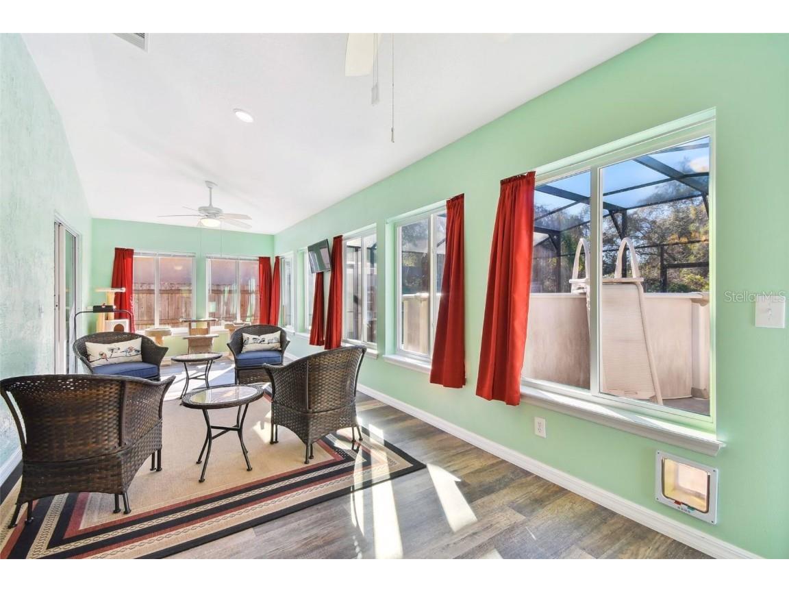 390 Pine Springs Drive, Debary, FL, 32713 MLS V4935335 Edina Realty