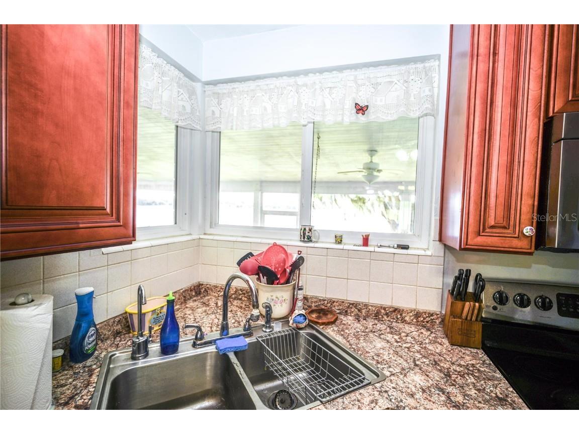 390 SW Shorewood Drive Dunnellon FL 34431 - LAKE BONABLE OM697714 image10