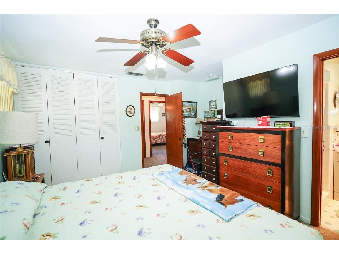 390 SW Shorewood Drive Dunnellon FL 34431 - LAKE BONABLE OM697714 image17