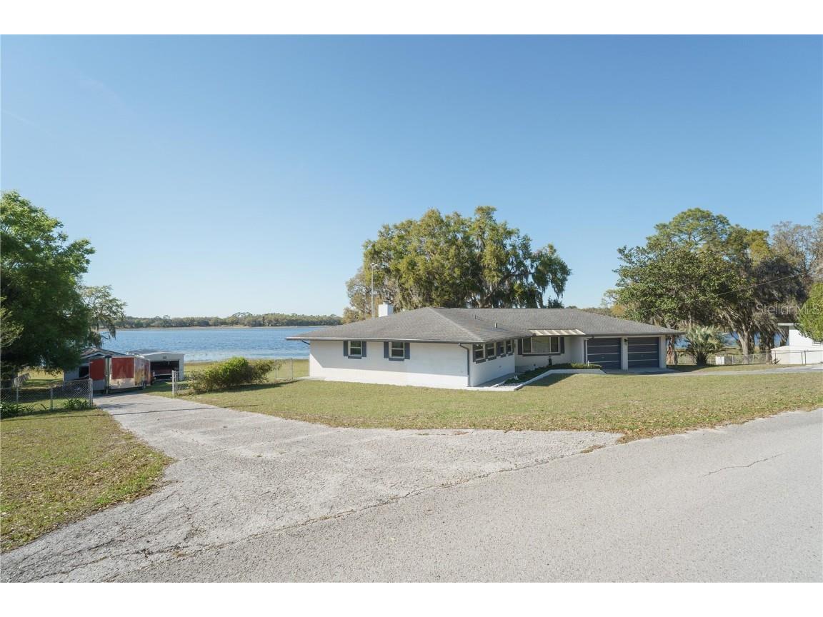 390 SW Shorewood Drive Dunnellon FL 34431 - LAKE BONABLE OM697714 image4
