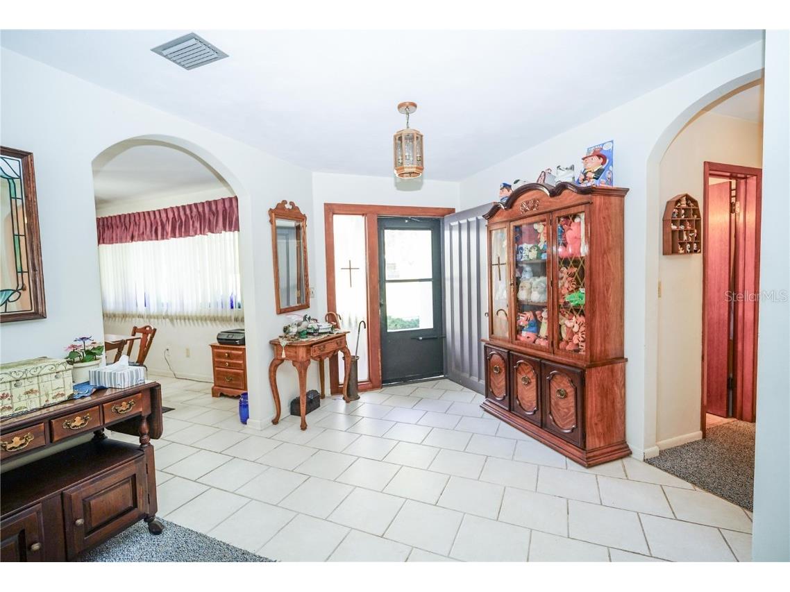 390 SW Shorewood Drive Dunnellon FL 34431 - LAKE BONABLE OM697714 image6