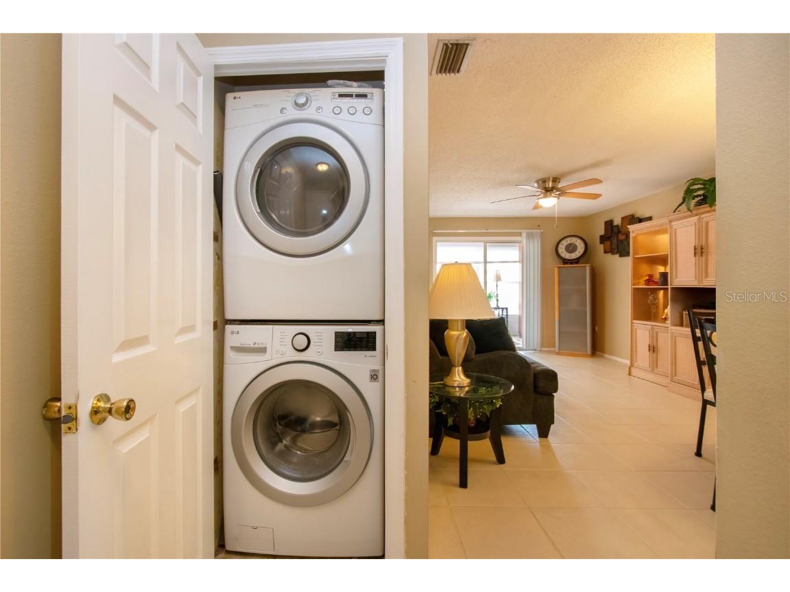 390 W 301 Boulevard W #2C Bradenton FL 34205 A4674668 image18