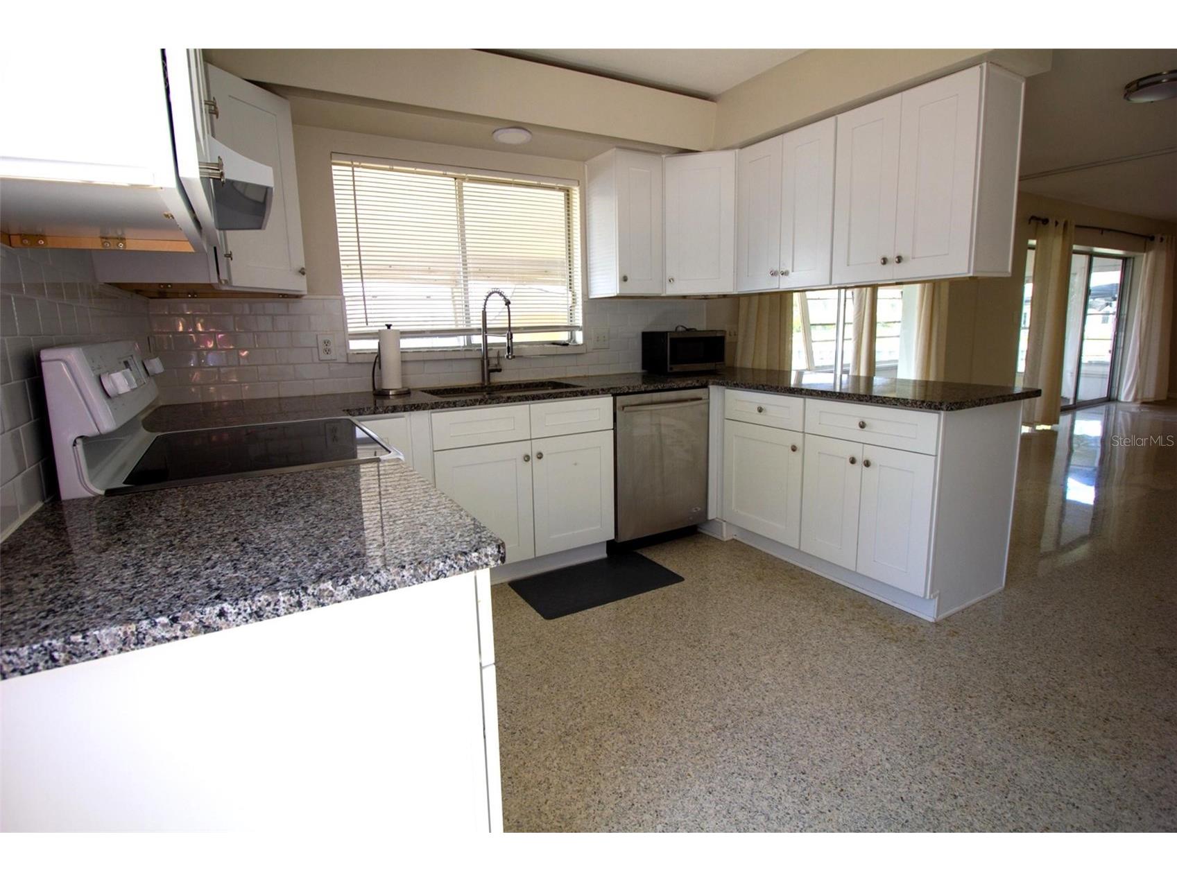 3900 14th Lane NE Saint Petersburg FL 33703 - SMACKS BAYOU TB8489431 image17