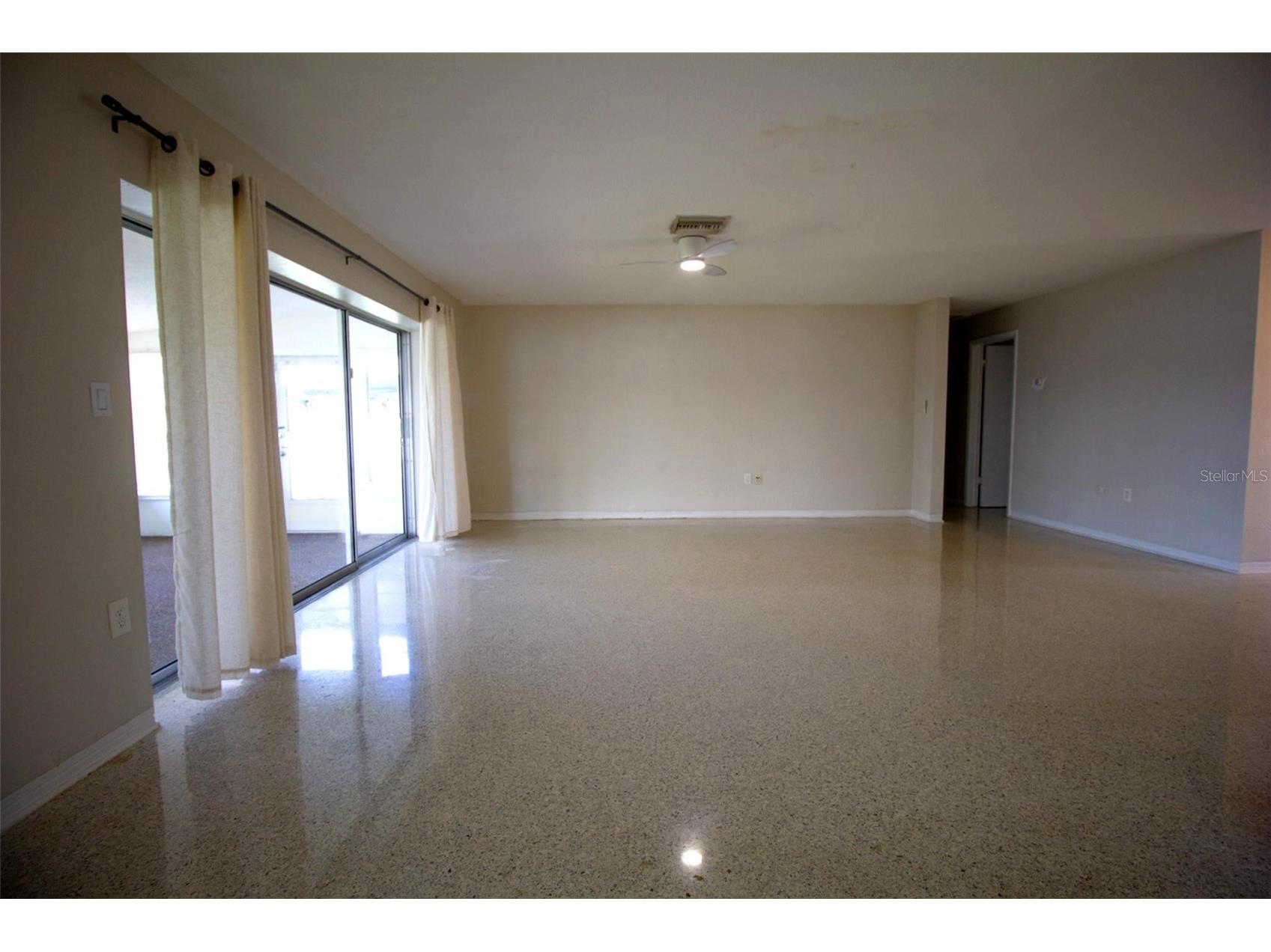 3900 14th Lane NE Saint Petersburg FL 33703 - SMACKS BAYOU TB8489431 image5