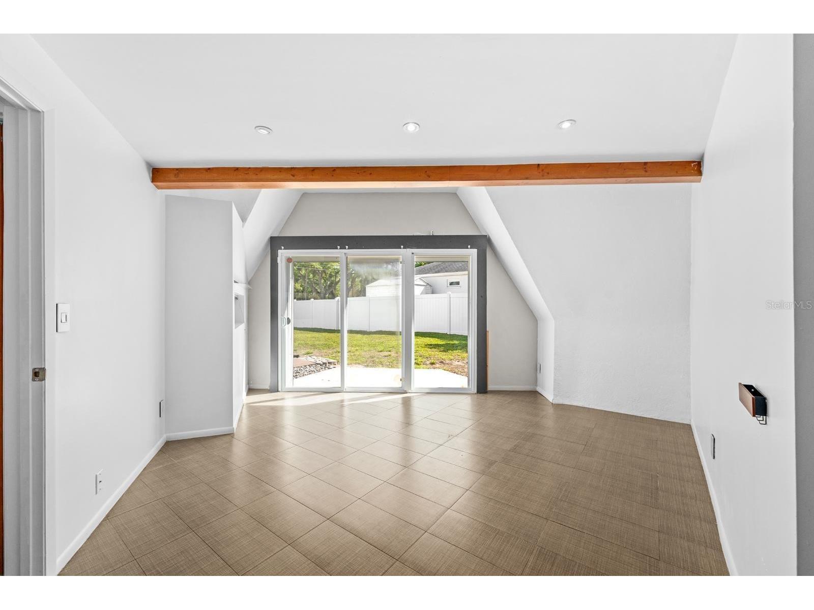 3900 41st Street S Saint Petersburg FL 33711 TB8491140 image11