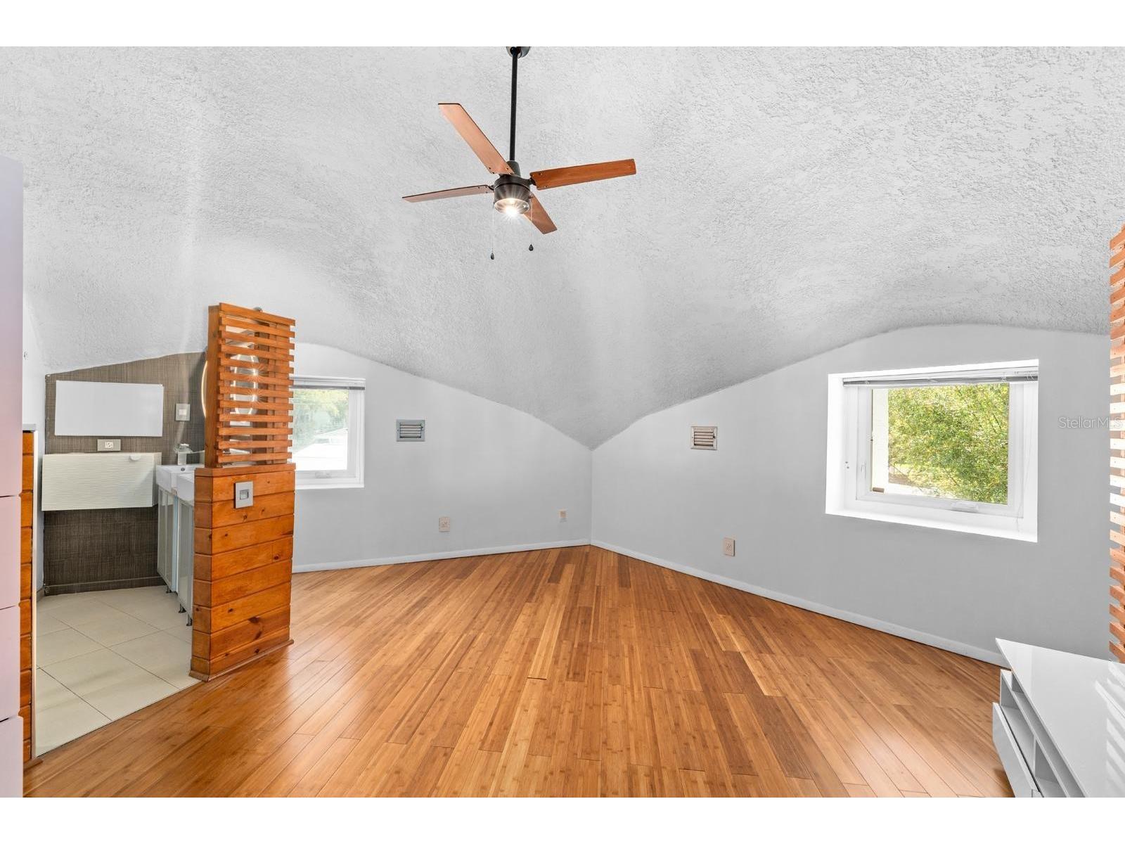 3900 41st Street S Saint Petersburg FL 33711 TB8491140 image17