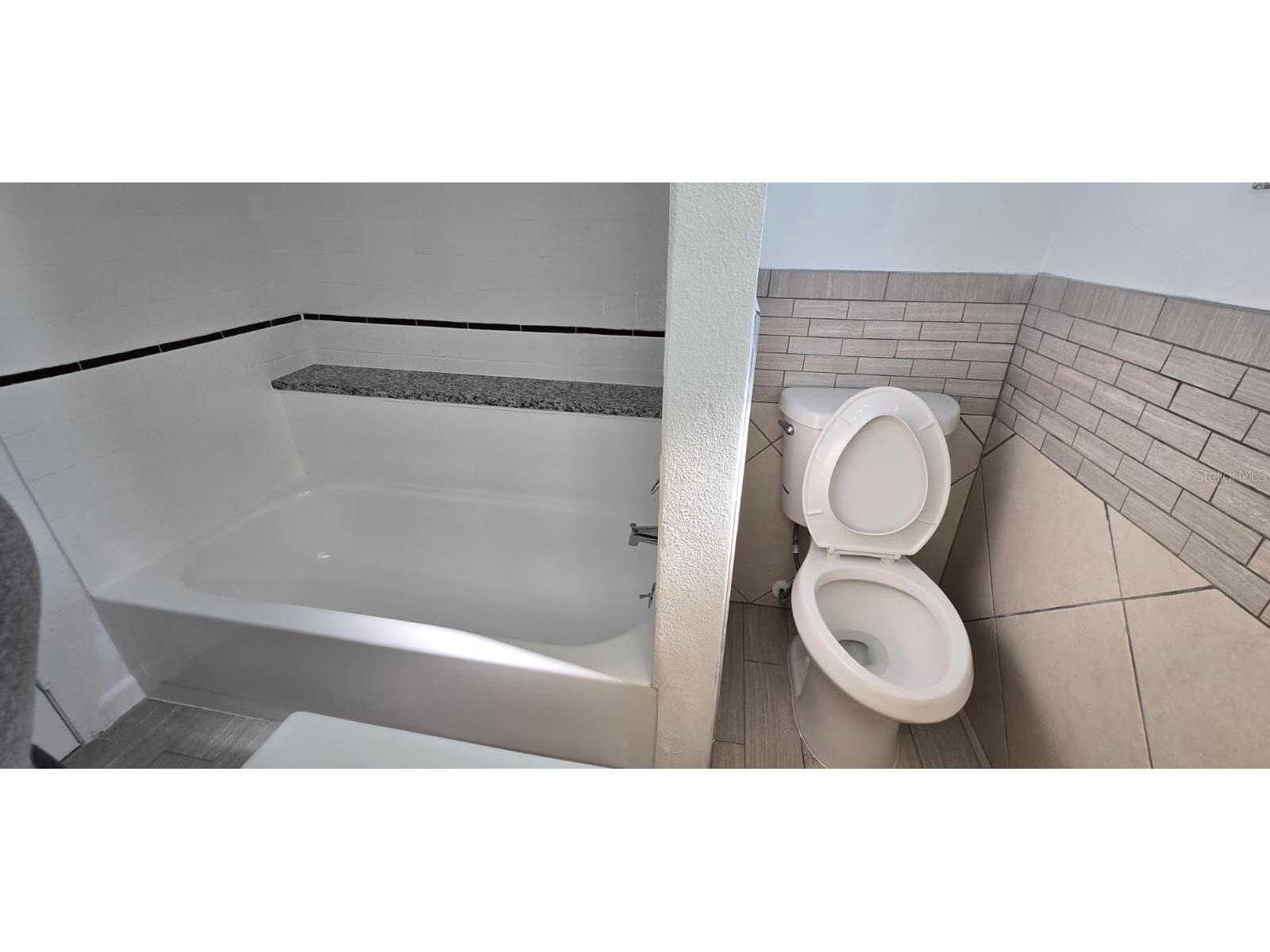 3900 50th Avenue N Saint Petersburg FL 33714 TB8453079 image20