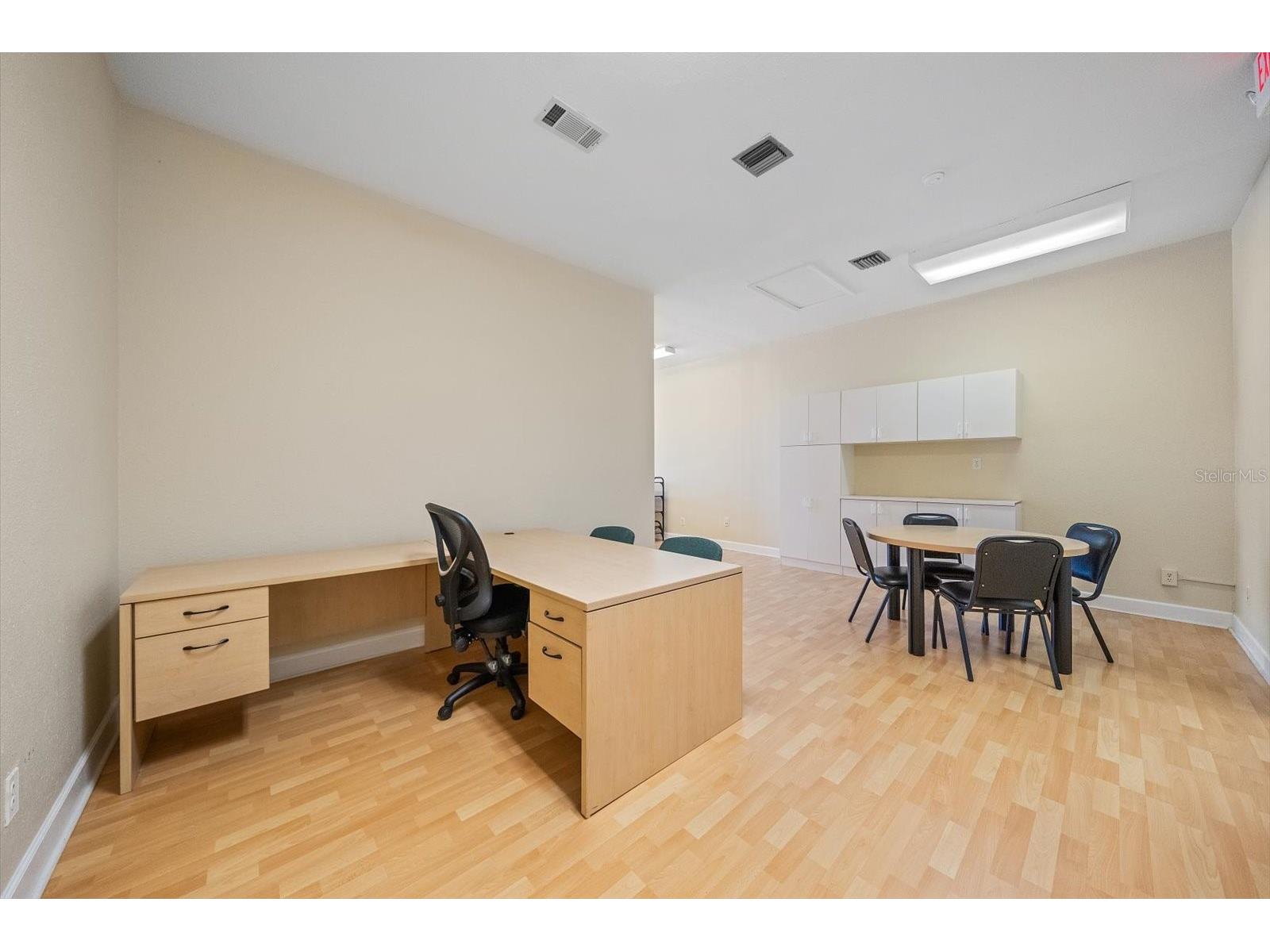 3900 Clark Road #D2 Sarasota FL 34233 A4697547 image11
