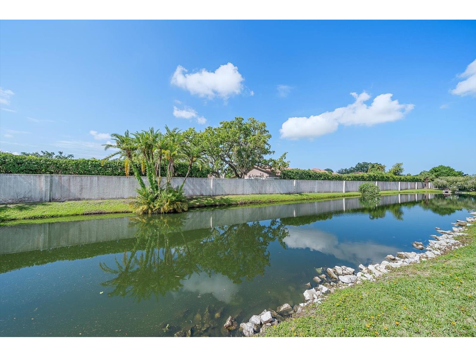 3900 Clark Road #D2 Sarasota FL 34233 A4697547 image17