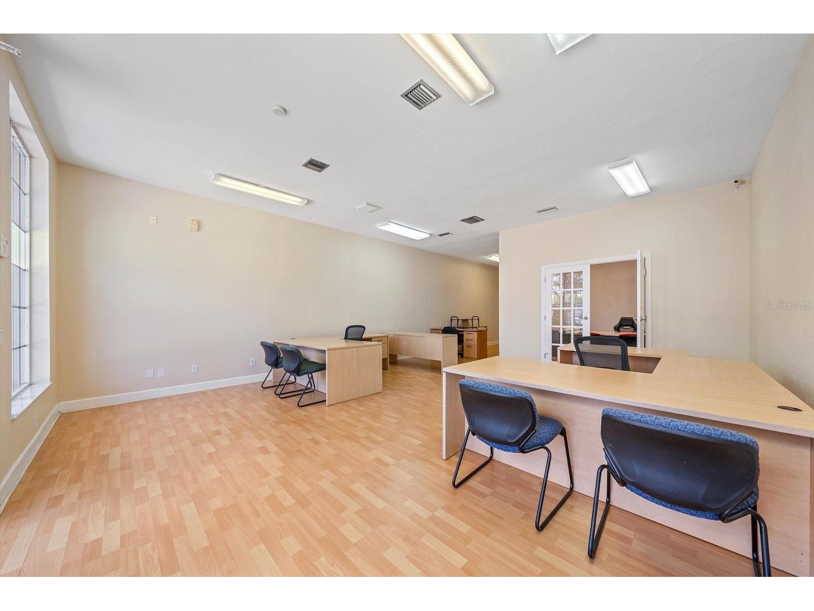 3900 Clark Road #D2 Sarasota FL 34233 A4697547 image8
