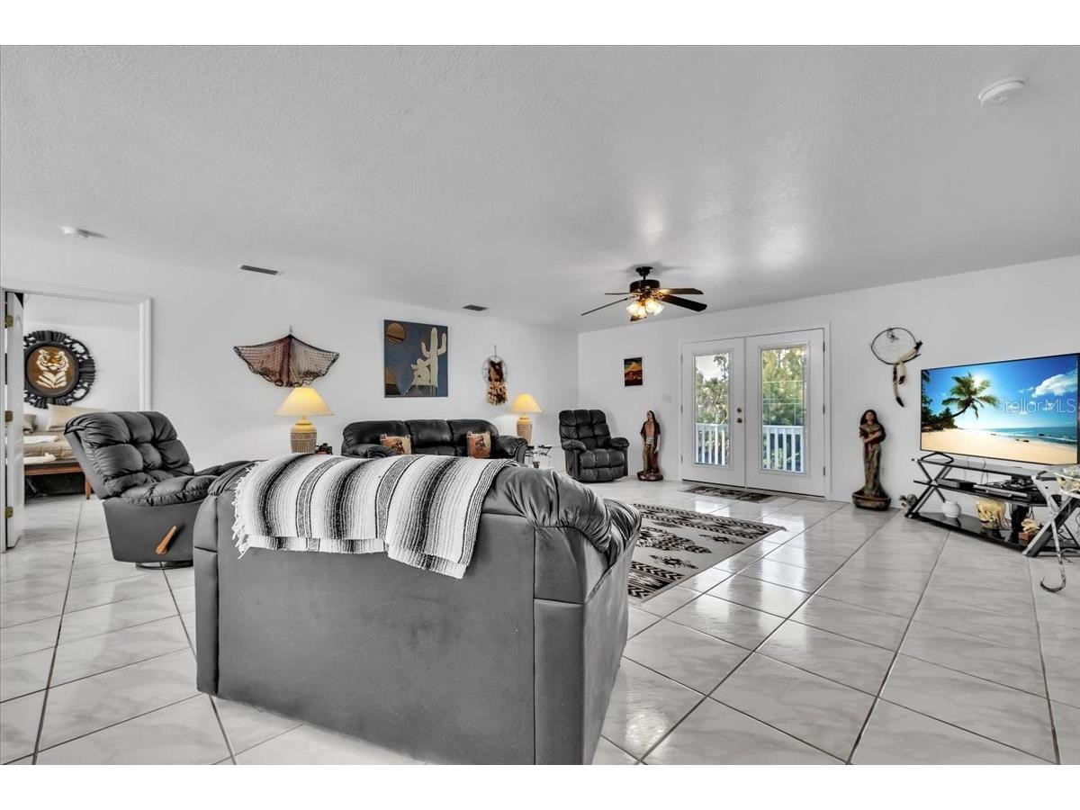 3900 Colony Court Punta Gorda FL 33950 - VENICE CANAL C7521086 image4