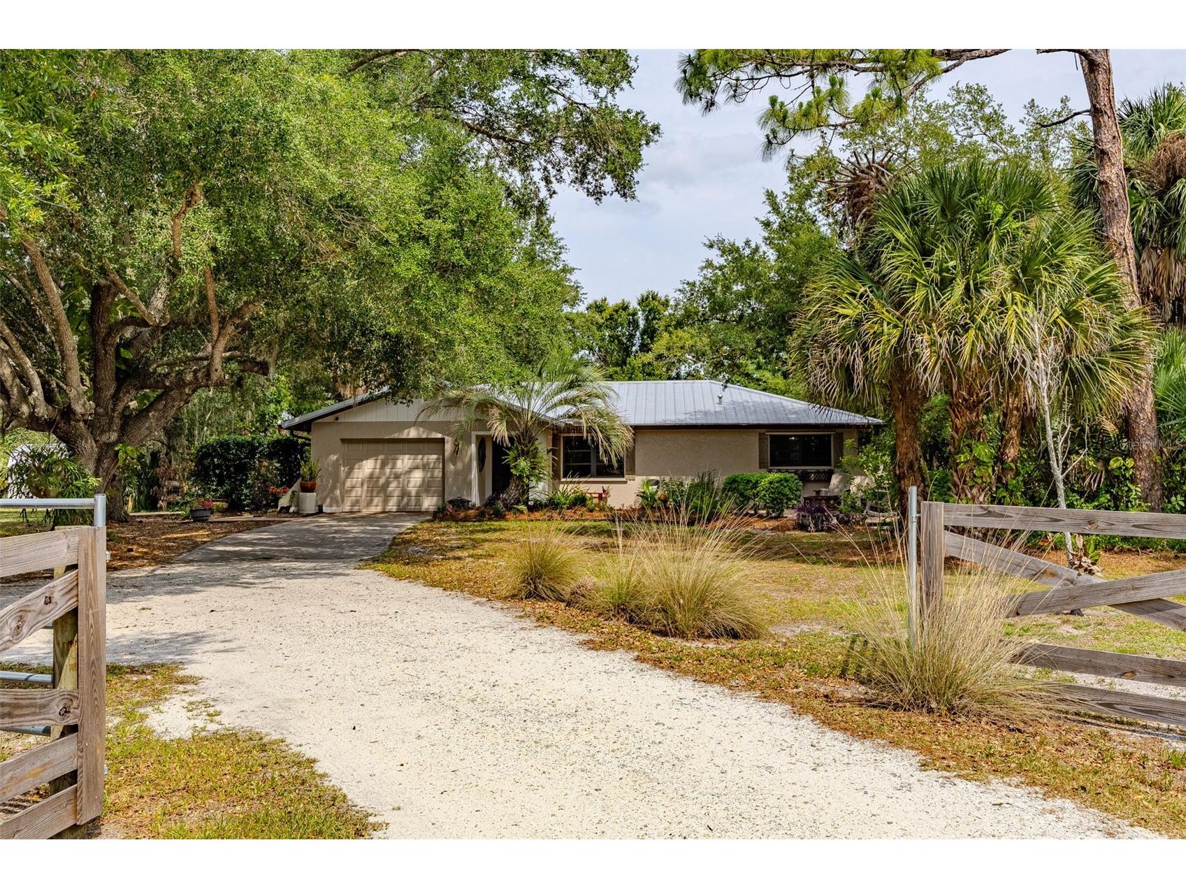 3900 Ridgeland Court Punta Gorda FL 33982 C7526267 image2