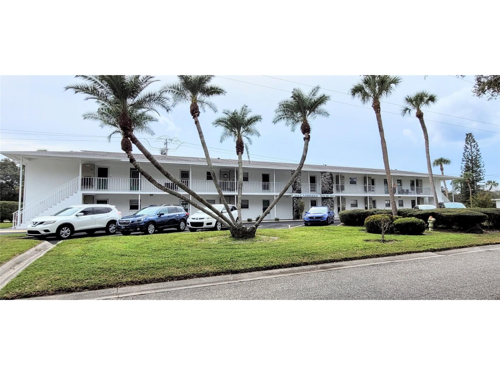 3900 Roxane Boulevard #10B Sarasota FL 34235 A4591933 image1